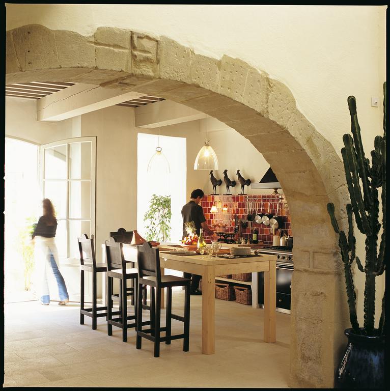 La Maison Sur La Sorgue - Esprit De France LʼIsle-sur-la-Sorgue Exteriör bild