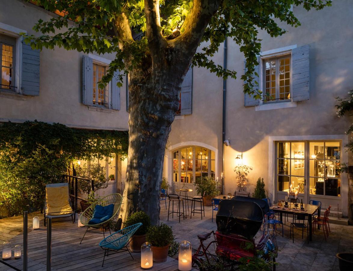 La Maison Sur La Sorgue - Esprit De France LʼIsle-sur-la-Sorgue Exteriör bild